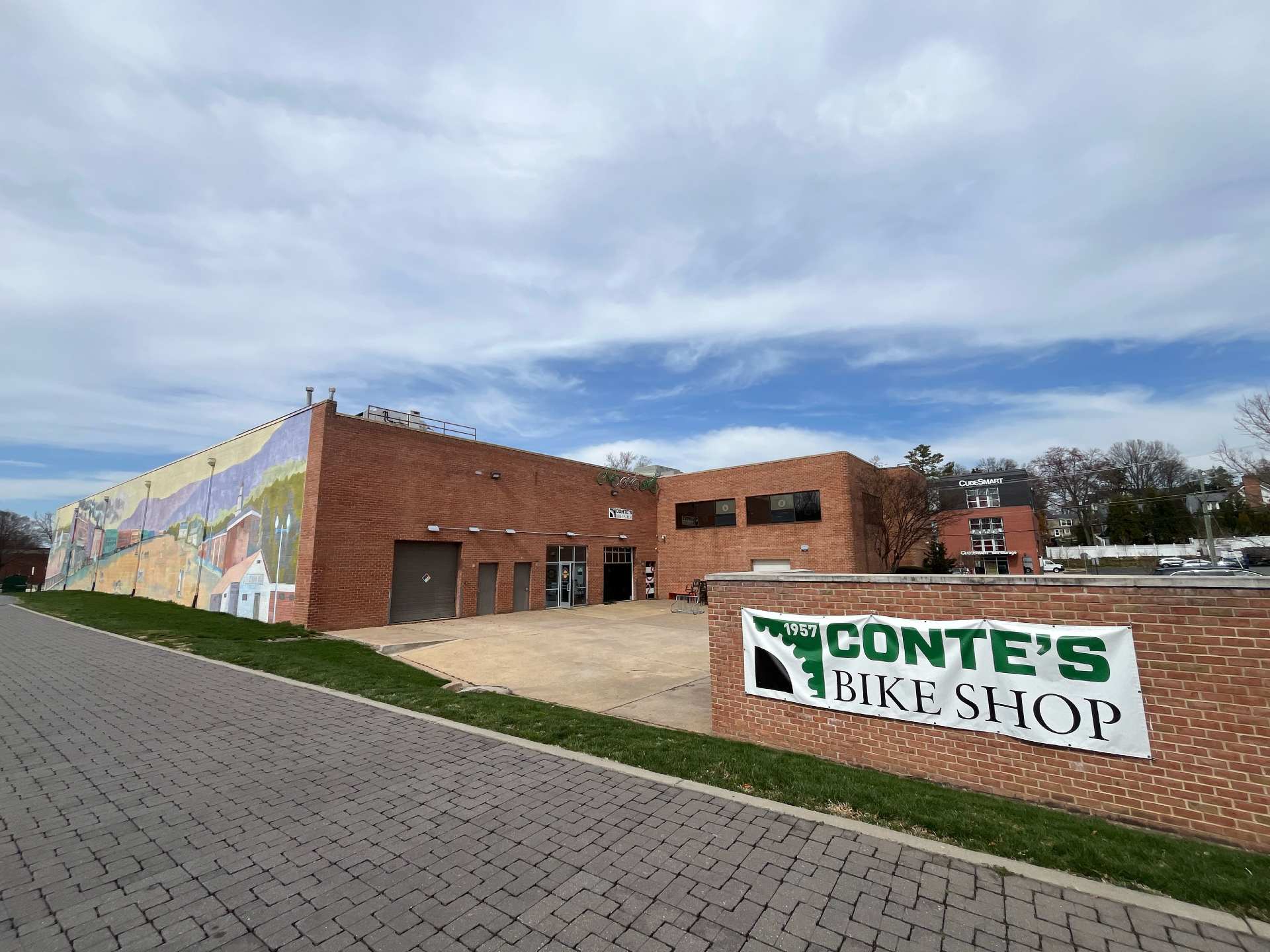 Storefront Contes Bike Shop Vienna